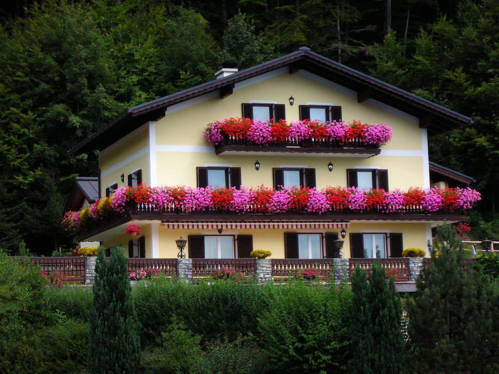 Haus Ebner Apartamento Sankt Gilgen Exterior foto